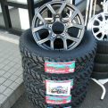 ジムニーセット☆マッド１９５Ｒ１６Ｃ＆ＫＡＺＥＲＡ☆新品４本